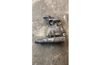 Alfa Romeo 166 motor şanzıman braketi