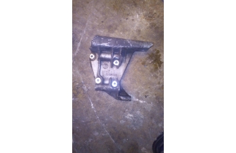 alfaromeo 166 çıkma motor kulağı.