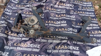 Audi A4 arka torsiyon (dingil)