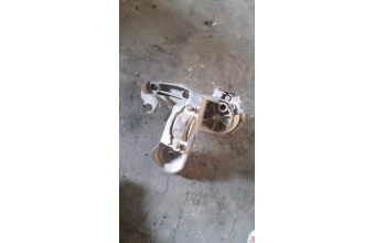 Audi a4 passat b5 1.6-1.8-1.9 sag motor kulagi alt braket 