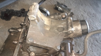Bmw e46 m43 motor direksiyon pompa ayagı braketi