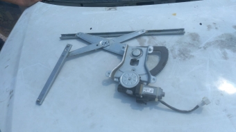 chevrolet aveo çıkma sol ön cam krikosu