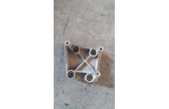 Chevrolet captiva c100,c140 motor kulagi braket 