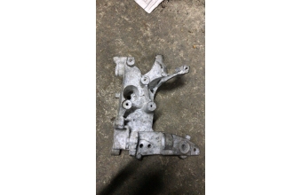 Citreön berlingo partner 1.6 HDİ şarj dinamo bracket