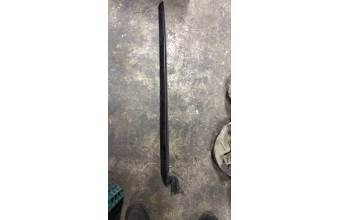 Citreön C4 sağ ön cam çerçevesi