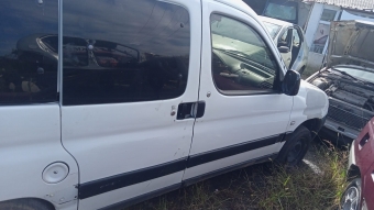 citroen Berlingo sağ ön sağ arka kapi