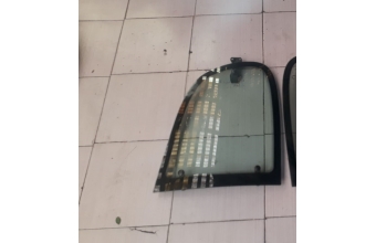 citroen c1 çıkma sağ arka kelebek camı