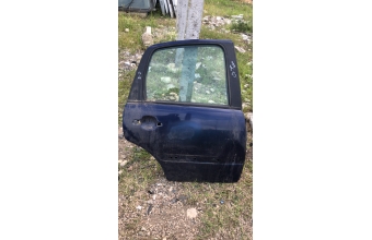 Citroen C3 sağ arka kapı