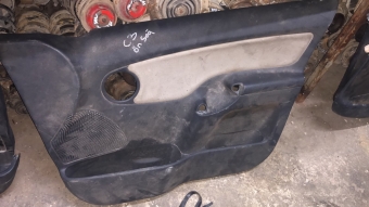 Citroen c3 sağ ön kapı döşemesi 2500 tl