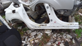 Citroen C5 kesme sağ arka çamurluk orjinal parça