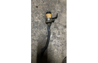 Citroen saxo direksiyon yağ bidonu