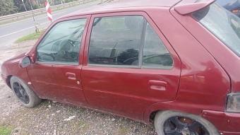 Citroen Saxo sol kapilar