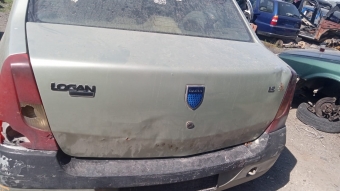 Dacia Logan bagaj ufak hasarli