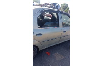 Dacia Logan sağ arka kapi