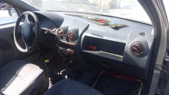 Dacia Logan torpido