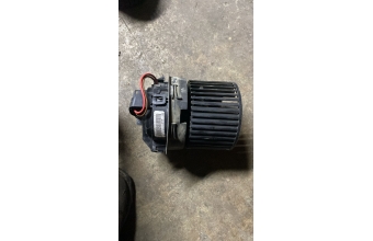 Dacıa sandero kalorifer motoru