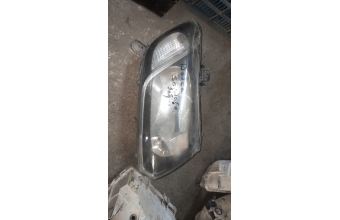 Dacia sandero sag far