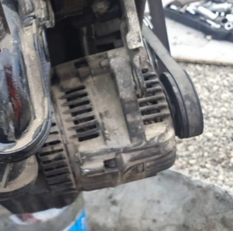 dacia solenza 1.4 çıkma şarj dinamosu