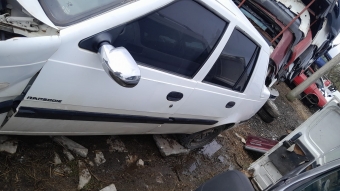 Dacia solenza sol kapılar