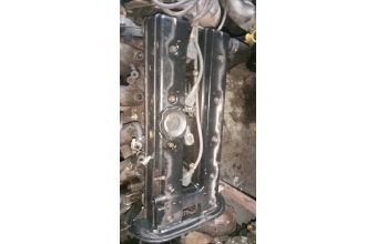 Daewoo nubira 2.0 16v külbütör kapak
