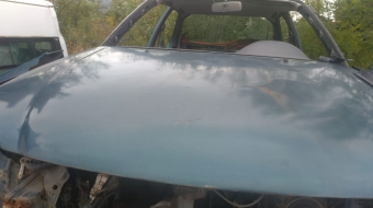 daihatsu charade çıkma ön kaput