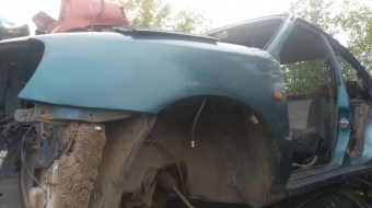 daihatsu charade çıkma sol ön çamurluk