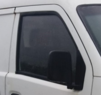 dfm kamyonet 1.1 çıkma sağ ön kapı camı.