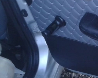 fiat albea çıkma sağ arka kapı cam kolu
