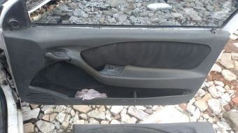 fiat brava coupe sökme sağ ön kapı kolçağı