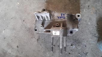 Fiat doblo 1.3 motor bağlantı braketi