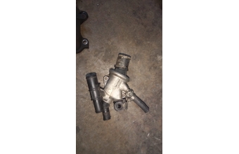 Fiat Doblo 1.9d termostat govde