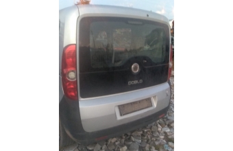 fiat doblo geniş aile çıkma bagaj kapağı