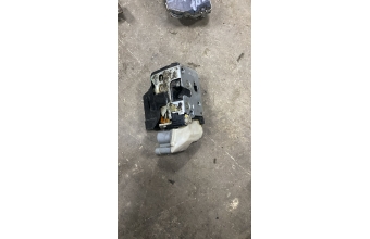 Fiat Doblo sağ sürgü kapı kilidi