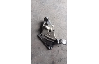 Fiat Ducato 2.0 sağ akış bağlantı braket ayak