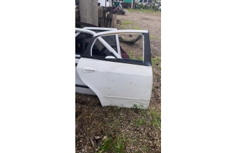 Fiat linea sağ arka kapı