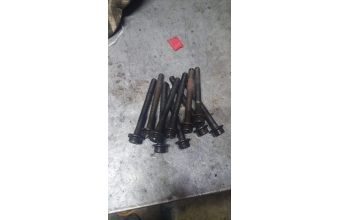 Fiat marea 1.6 16v sılindir kapak civataları