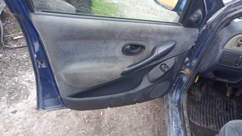 Fiat palio orta kasa takım kapı döşemesi kapı kolları
