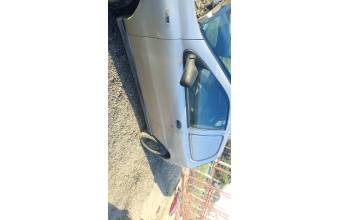 Fiat Palio van sol ön kapı