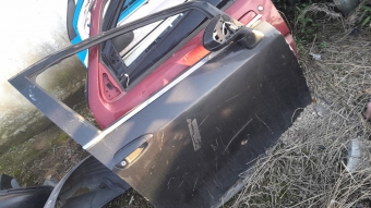 Fiat punto sag ön kapı ufak hasarlı