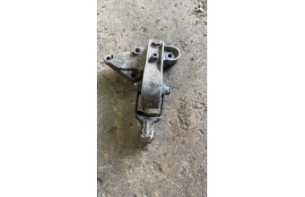 Fiat scudo motor takozu