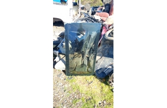 Fiat scudo sol arka camurluk üstü cam
