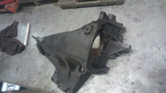 Fiat strada 1.9d mazot pompa ayagi