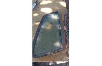 Fiat UNO sağ arka kelebek cam orjinal parça