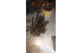 Flash 1.7 silindir kapak saplamalari