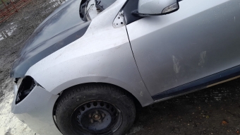 Fluence sol ön camurluk