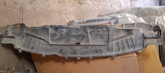 ford courier çıkma ön tampon alt iç bakalit