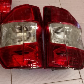 ford currier çıkma takım stop lambası