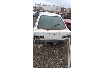 Ford escort 90 model bagaj kapağı dolu orjinal parça