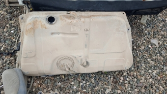 Ford escort benzin deposu karburatörlü