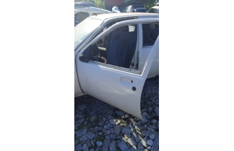 ford fiesta çıkma sol ön kapı